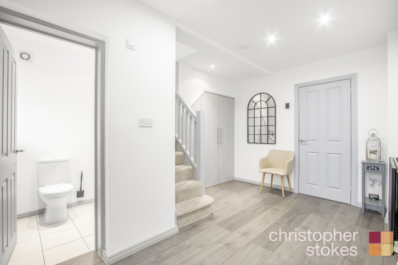 Temple Close, Cheshunt, Waltham Cross, Hertfordshire, EN7 5AP