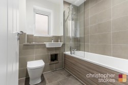 St. Johns Road, Goffs Oak, Hertfordshire, EN7 5PN