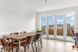 St. Johns Road, Goffs Oak, Hertfordshire, EN7 5PN