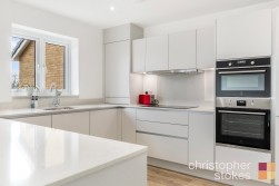St. Johns Road, Goffs Oak, Hertfordshire, EN7 5PN