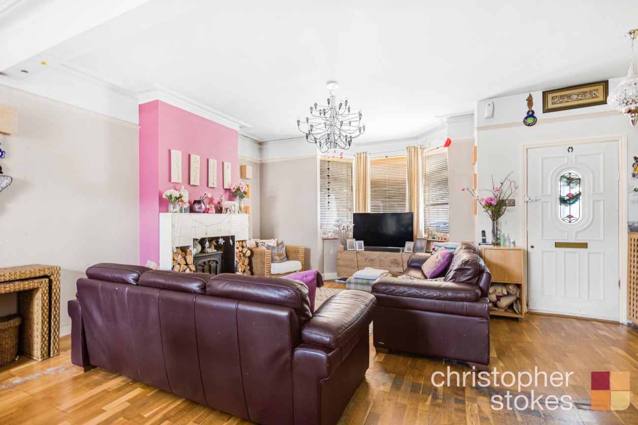 York Road, Waltham Cross, EN8 7HW