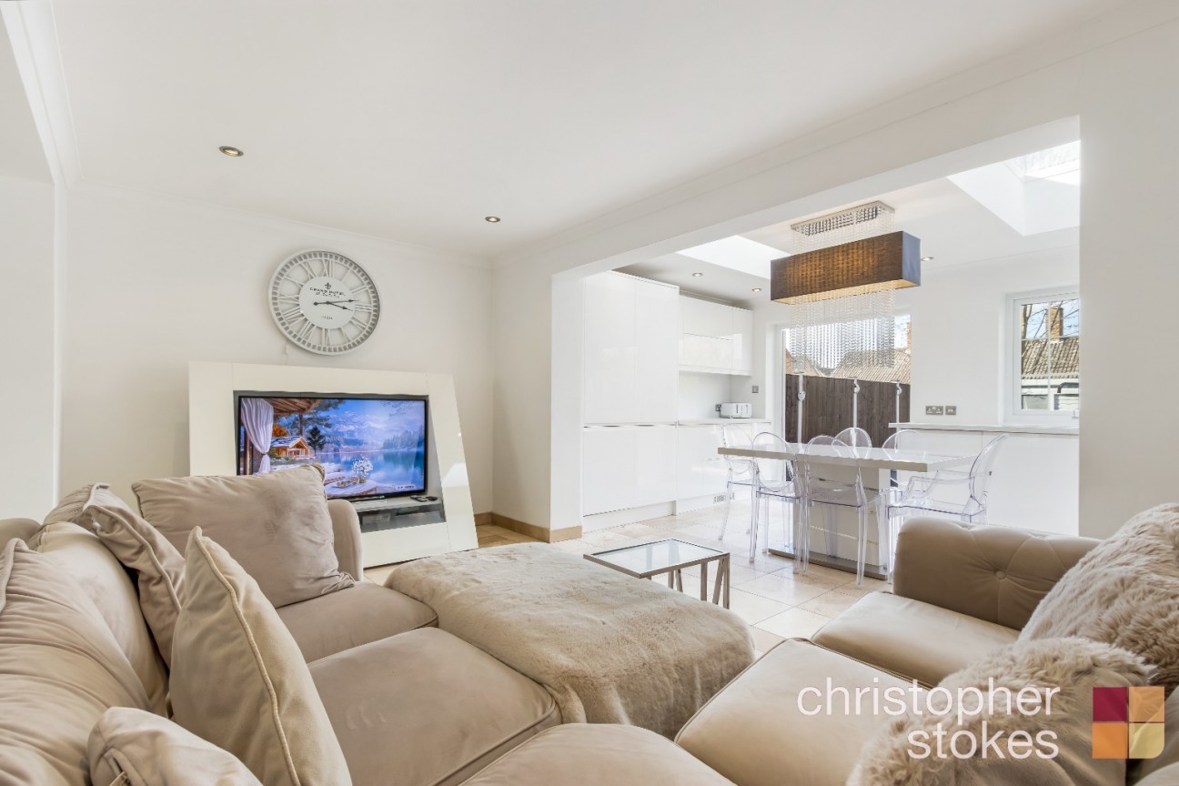 Dewhurst Road, Cheshunt, Waltham Cross, Hertfordshire, EN8 9PG