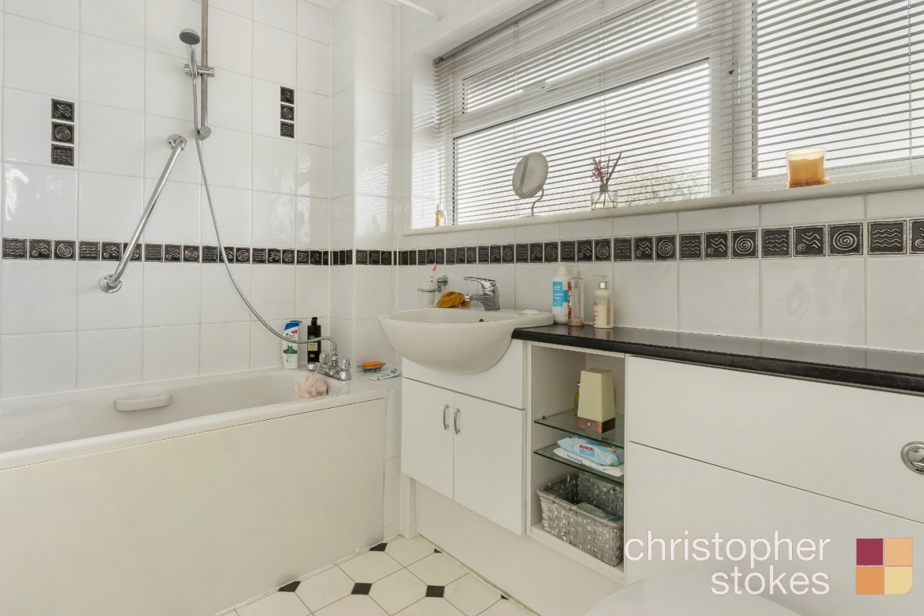 Perrysfield Road, Cheshunt, Hertfordshire, EN8 0TQ