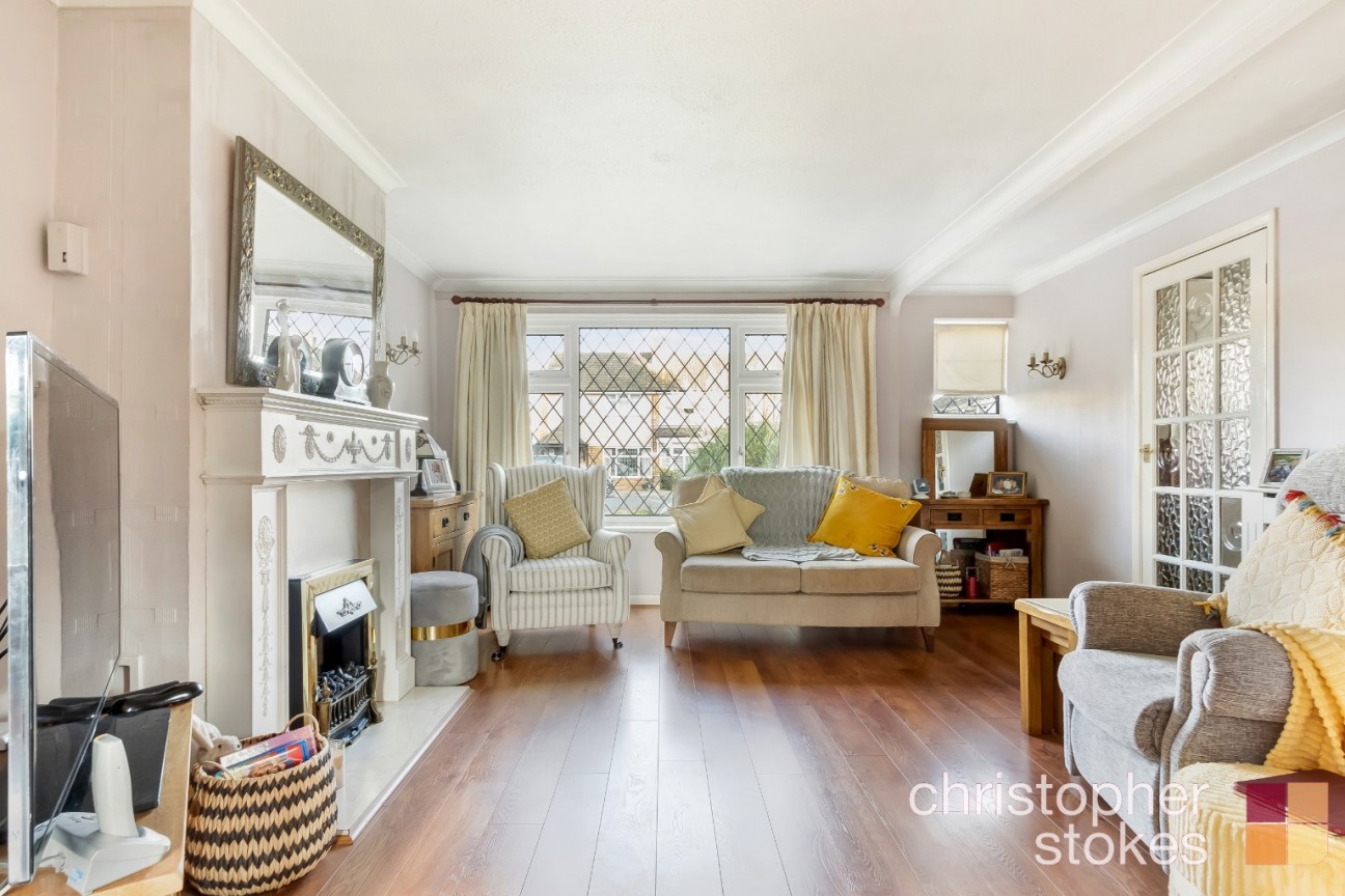 Perrysfield Road, Cheshunt, Hertfordshire, EN8 0TQ