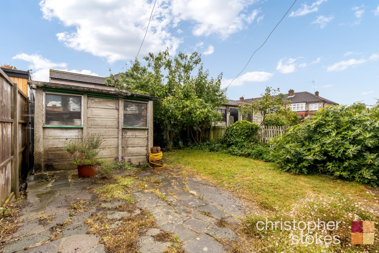 Trinity Lane, Waltham Cross, Hertfordshire, EN8 7EN
