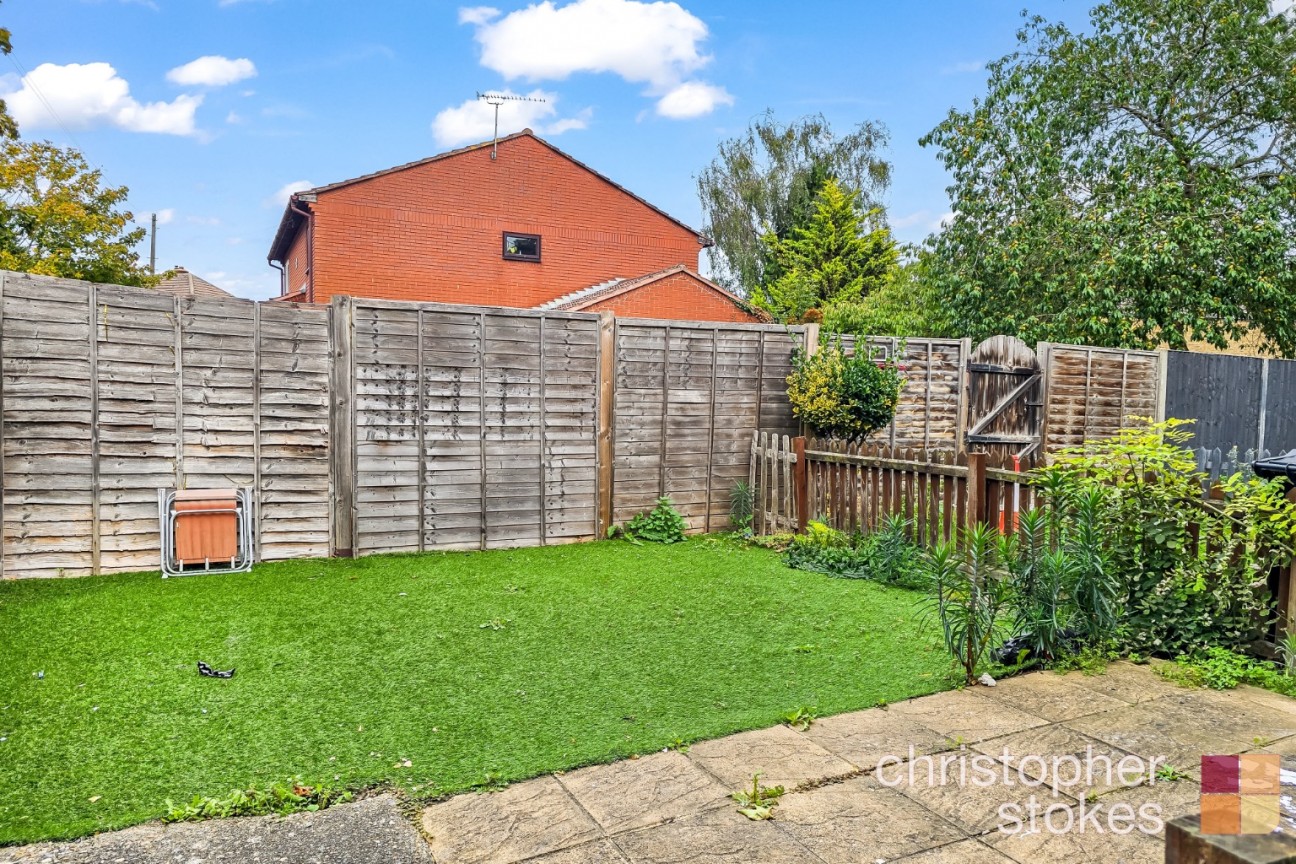 Turners Hill, Cheshunt, Hertfordshire, EN8 9DD