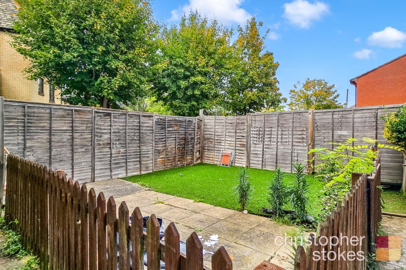 Turners Hill, Cheshunt, Hertfordshire, EN8 9DD