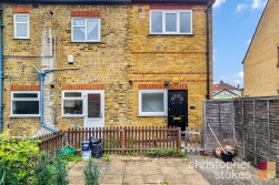 Turners Hill, Cheshunt, Hertfordshire, EN8 9DD