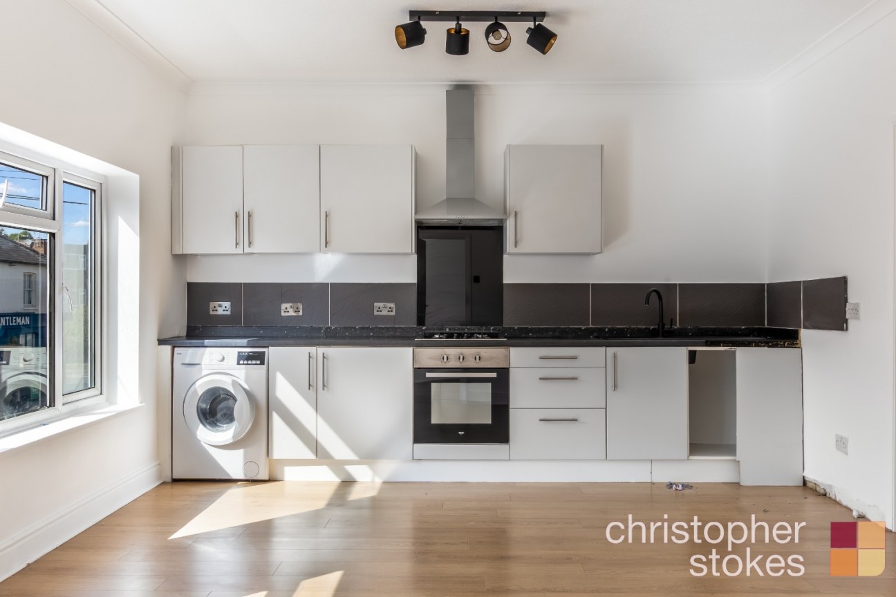 Turners Hill, Cheshunt, Hertfordshire, EN8 9DD