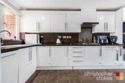 Elderbek Close, Cheshunt, Waltham Cross, Hertfordshire, EN7 6HT