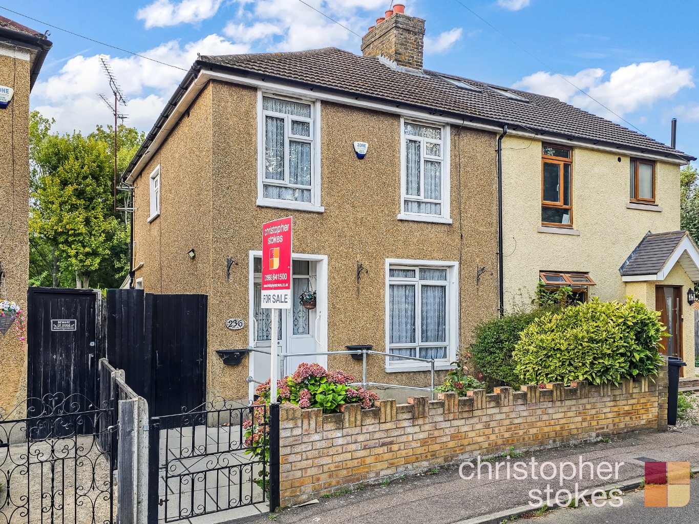 Holdbrook North, Waltham Cross, Hertfordshire, EN8 7SJ