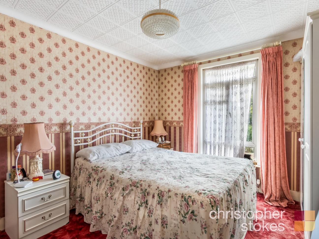 Holdbrook North, Waltham Cross, Hertfordshire, EN8 7SJ