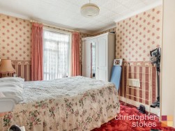 Holdbrook North, Waltham Cross, Hertfordshire, EN8 7SJ