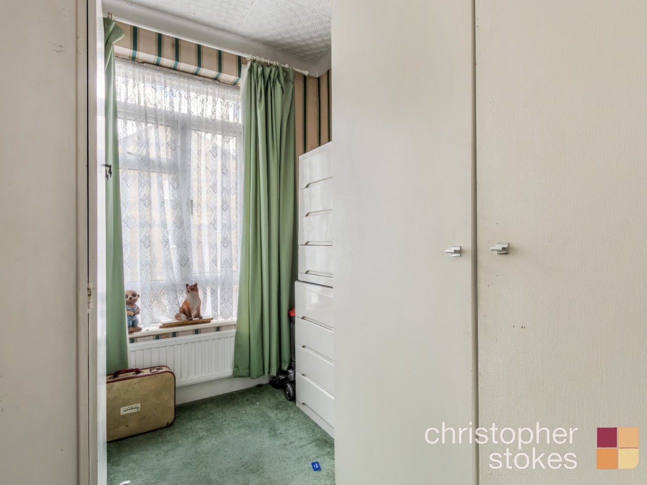 Holdbrook North, Waltham Cross, Hertfordshire, EN8 7SJ