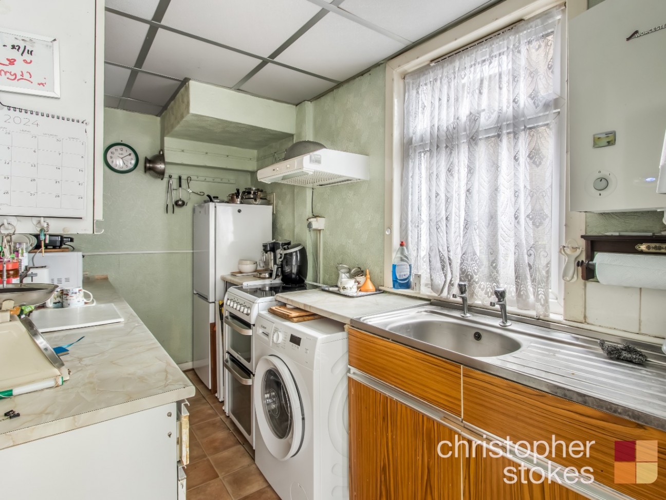 Holdbrook North, Waltham Cross, Hertfordshire, EN8 7SJ