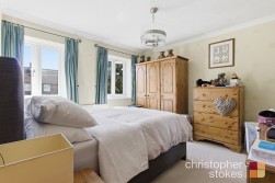Sterling Avenue, Waltham Cross, Hertfordshire, EN8 8DE