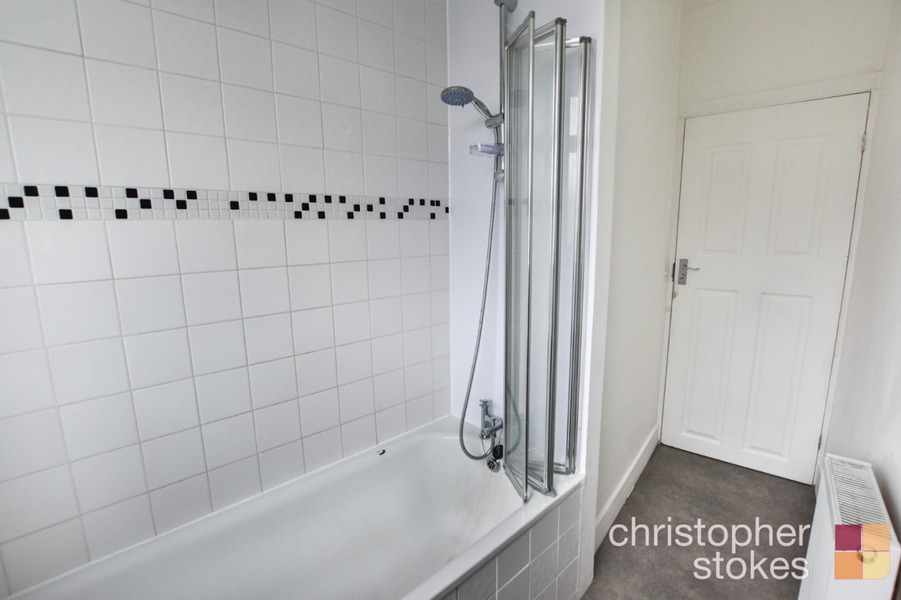 Bicknoller Road, Enfield, Greater London, EN1 3NN
