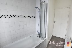 Bicknoller Road, Enfield, Greater London, EN1 3NN