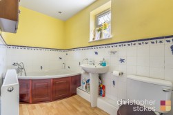 Northfield Road, Waltham Cross, Hertfordshire, EN8 7RG