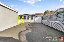 Holmesdale, Waltham Cross, EN8 8QY