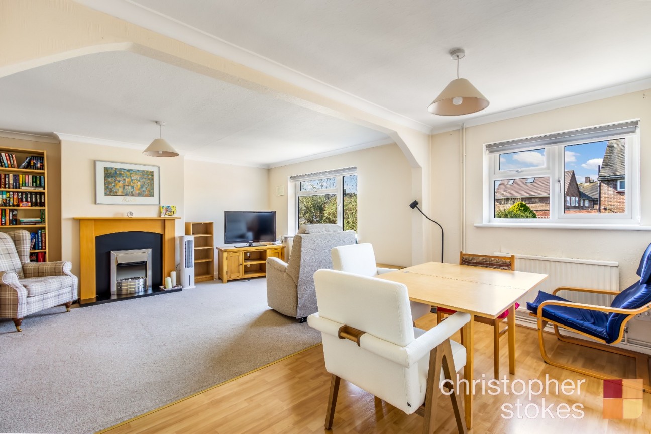Whitefields Road, Cheshunt, Hertfordshire, EN8 0EU