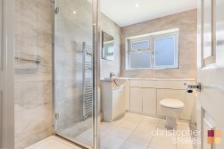 Whitefields Road, Cheshunt, Hertfordshire, EN8 0EU