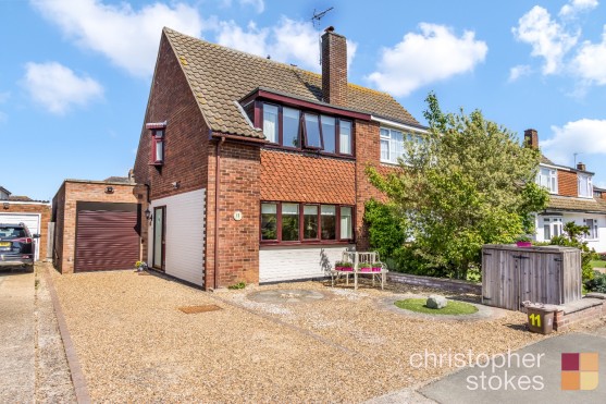 Ousden Drive, Cheshunt, Waltham Cross, Hertfordshire, EN8 9RL