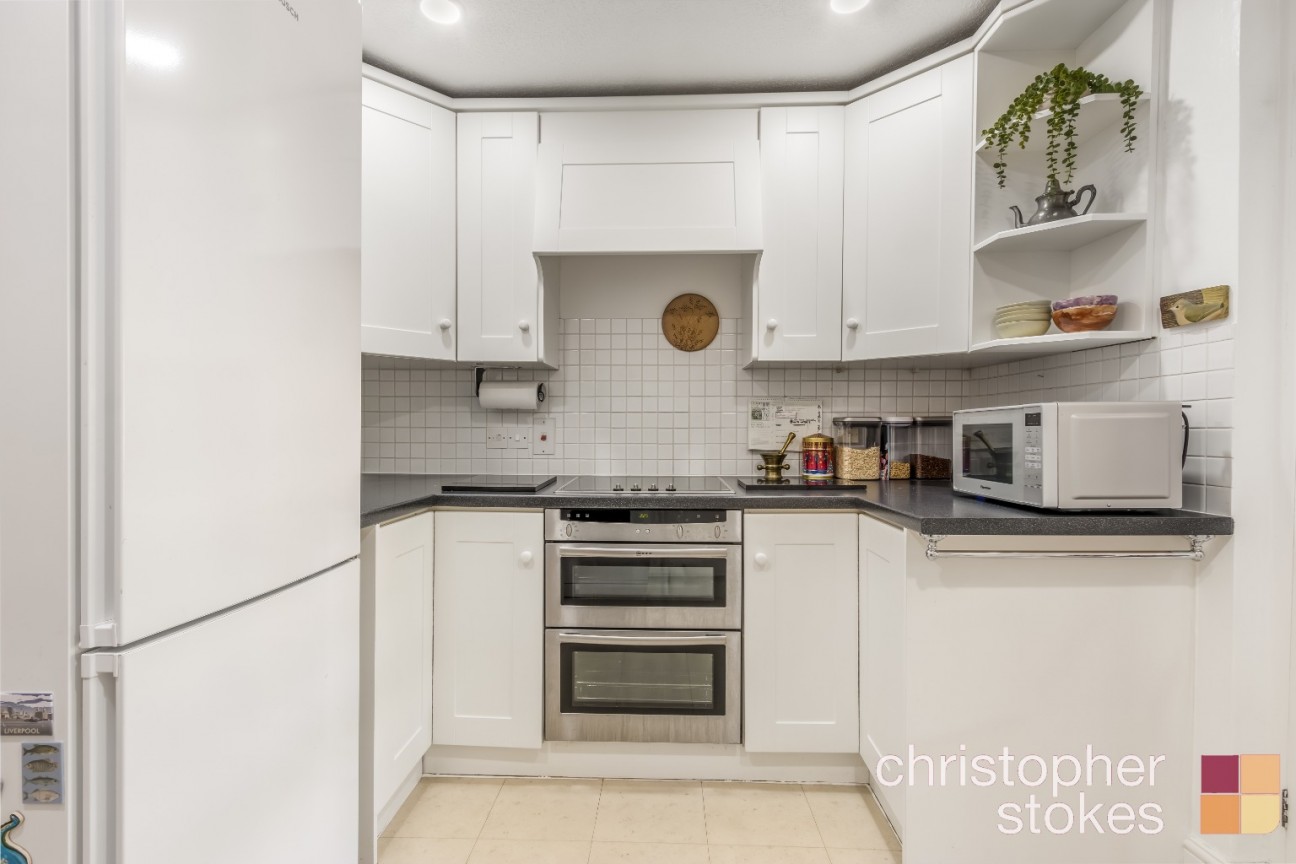 Ousden Drive, Cheshunt, Waltham Cross, Hertfordshire, EN8 9RL