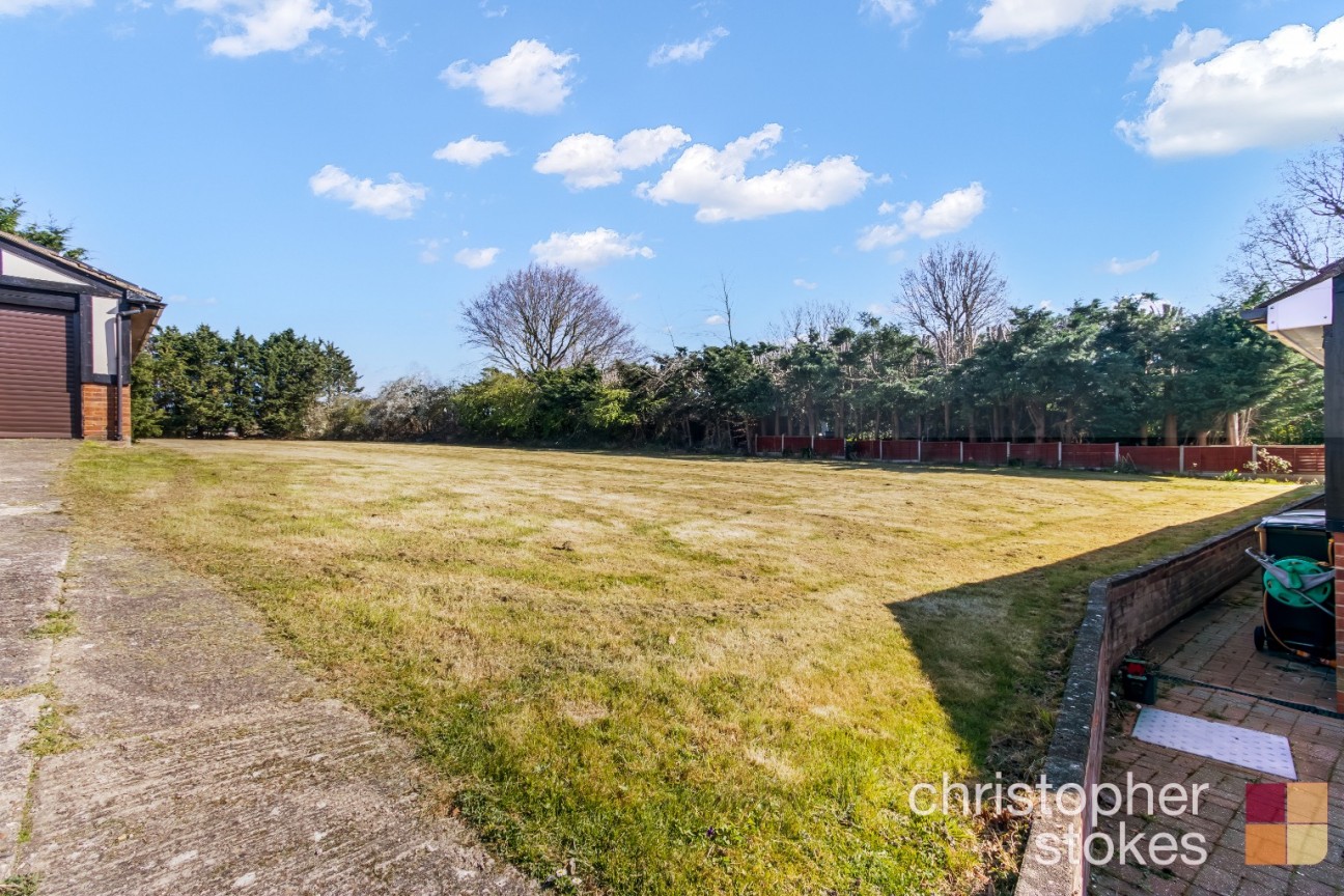 Barn, Tatsfield Avenue, Nazeing, Waltham Abbey, Essex, EN9 2HH