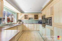 Barn, Tatsfield Avenue, Nazeing, Waltham Abbey, Essex, EN9 2HH
