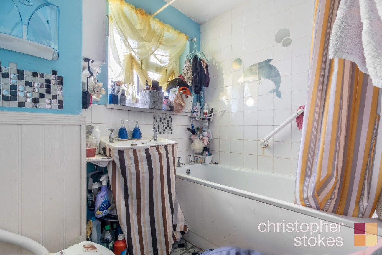 Swanfield Road, Waltham Cross, Hertfordshire, EN8 7JP