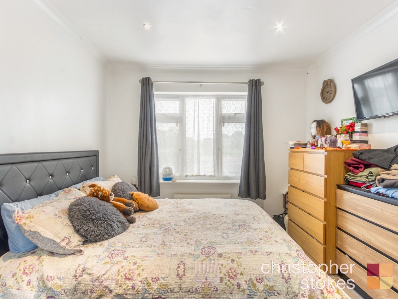 Northfield Road, Waltham Cross, Hertfordshire, EN8 7RF