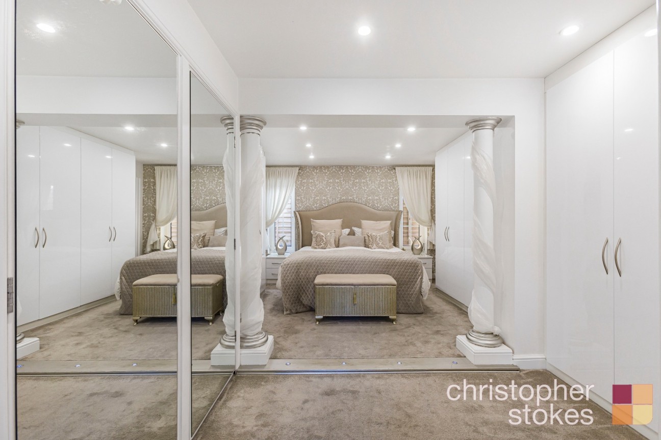 Sandon Road, Cheshunt, Hertfordshire, EN8 9RB