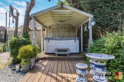 Sandon Road, Cheshunt, Hertfordshire, EN8 9RB