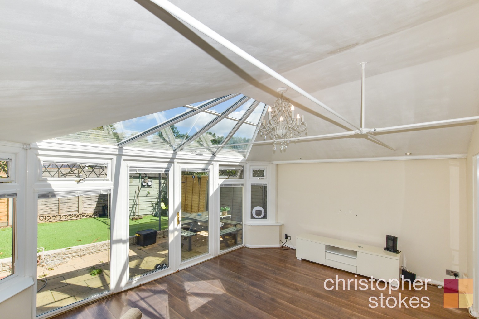 Teresa Gardens, Waltham Cross, Hertfordshire, EN8 8EG