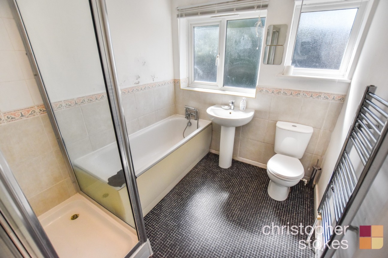 Edinburgh Crescent, Waltham Cross, Hertfordshire, EN8 7QY