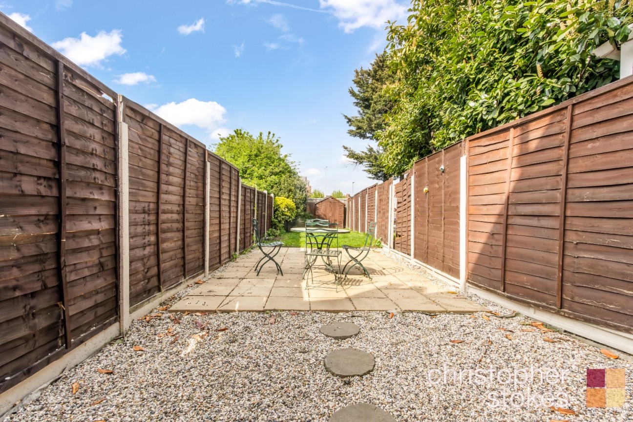 Arlington Crescent, Waltham Cross, Hertfordshire, EN8 7RN