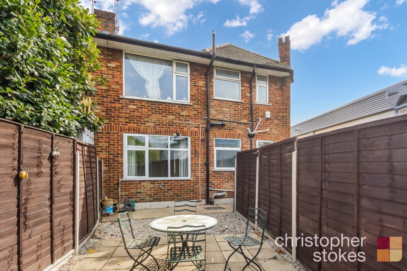 Arlington Crescent, Waltham Cross, Hertfordshire, EN8 7RN