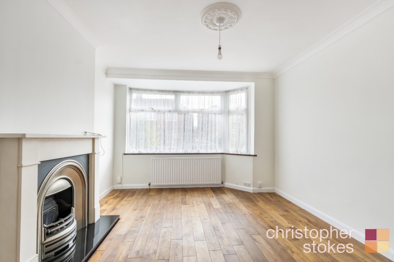 Arlington Crescent, Waltham Cross, Hertfordshire, EN8 7RN