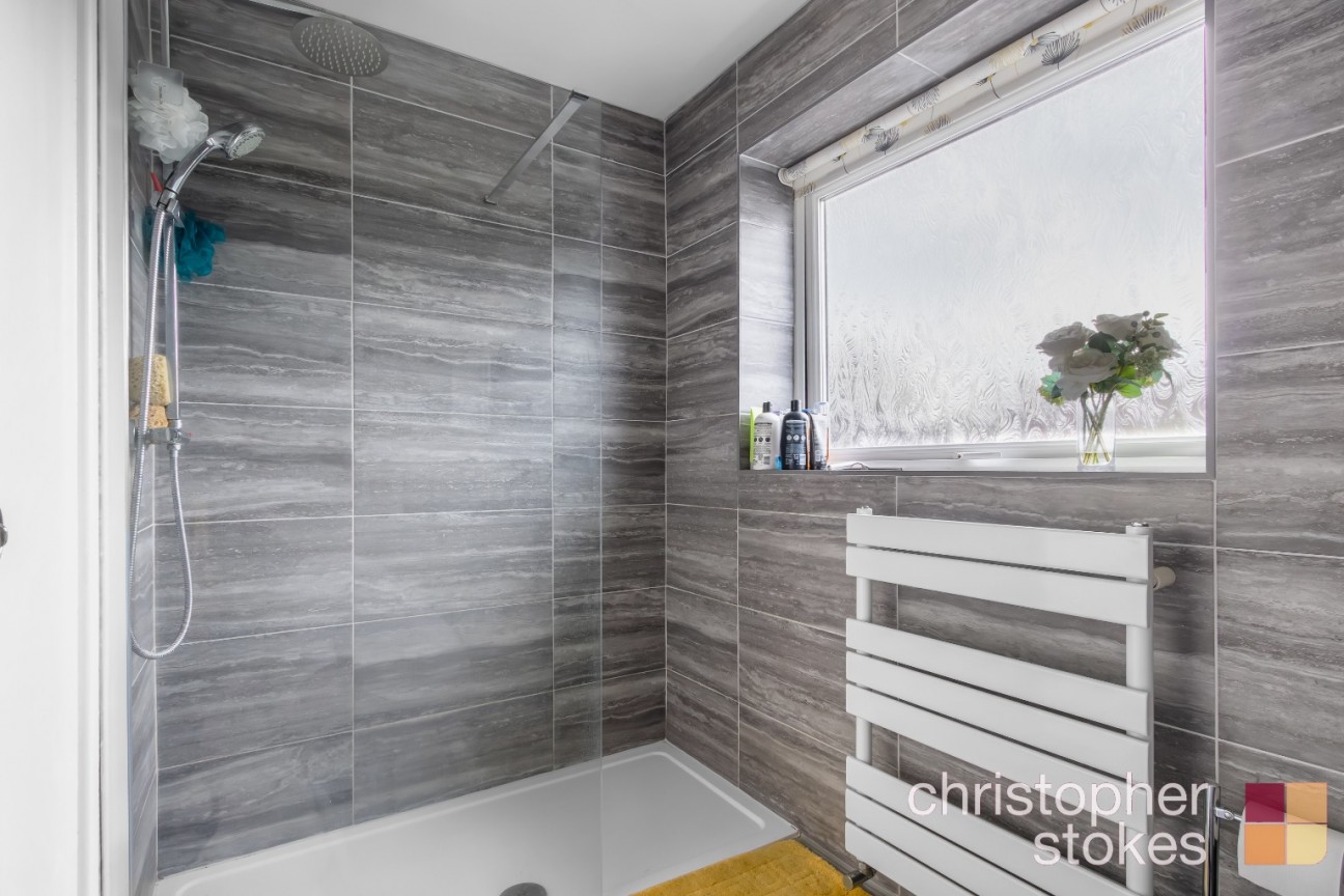 Barnfield Close, Hoddesdon, Hertfordshire, EN11 9EP