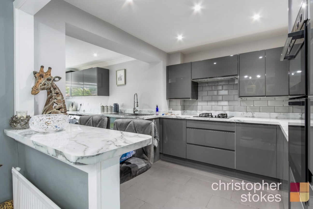 Barnfield Close, Hoddesdon, Hertfordshire, EN11 9EP