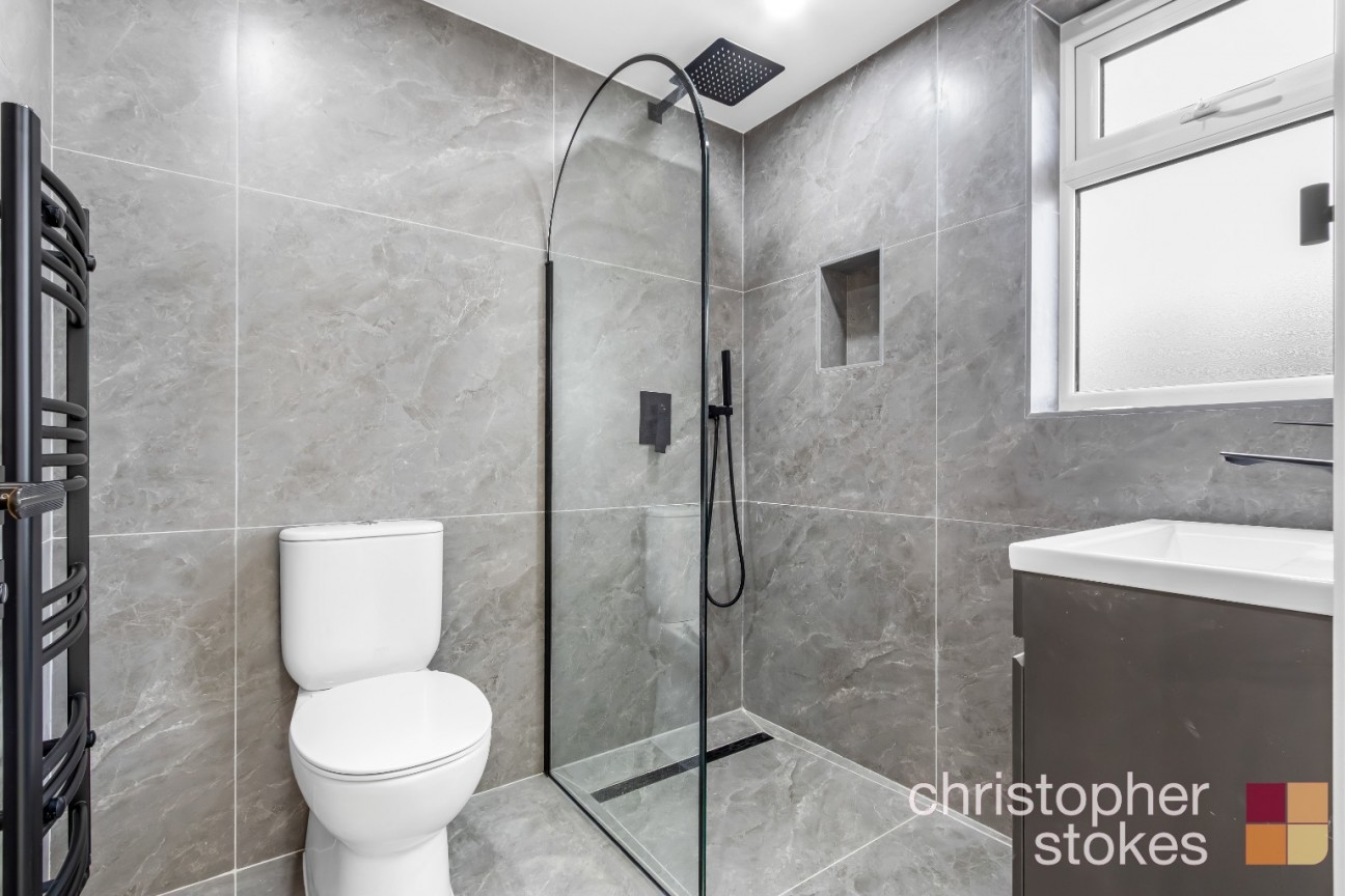 Cranborne Road, Cheshunt, Hertfordshire, EN8 8SJ