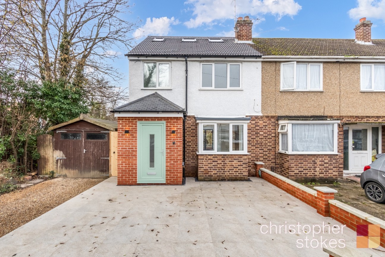 Cranborne Road, Cheshunt, Hertfordshire, EN8 8SJ