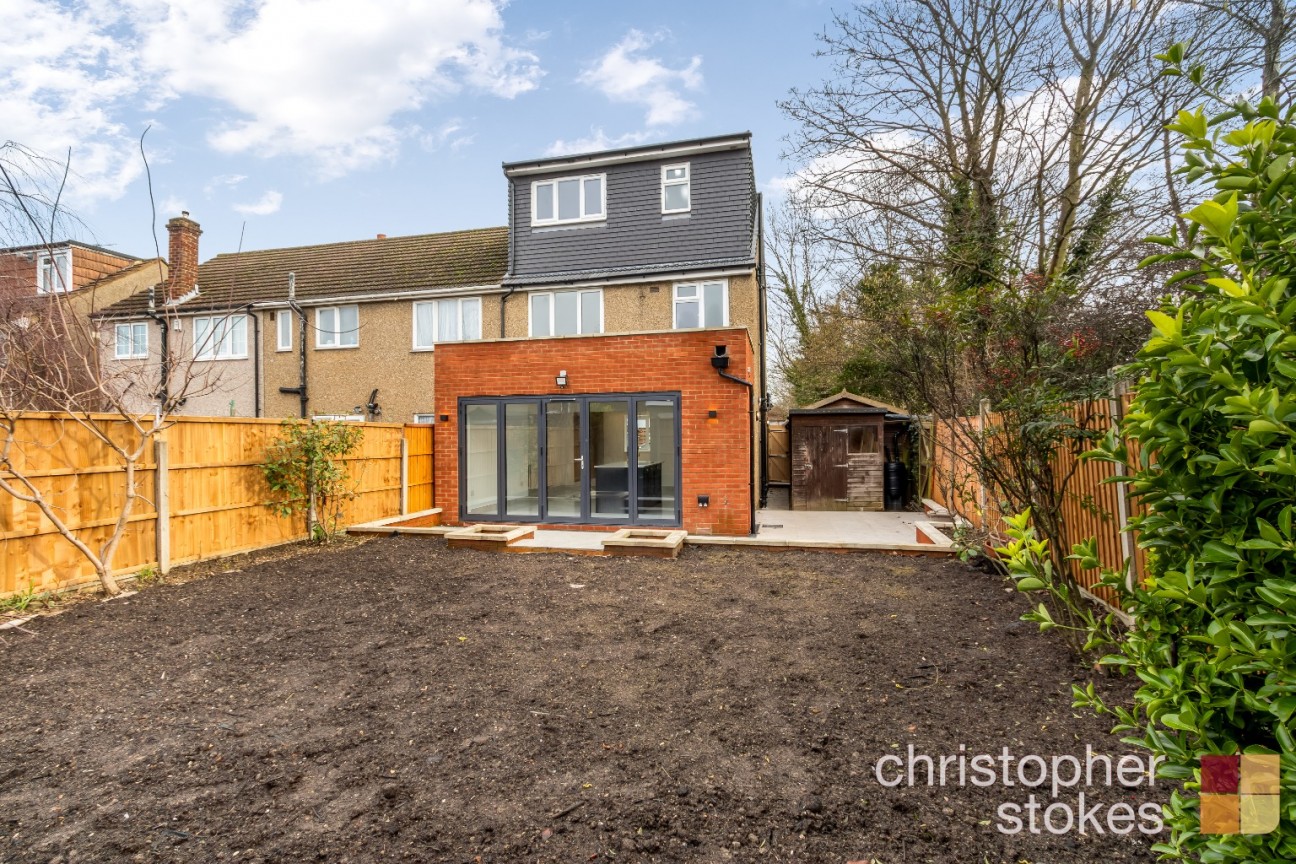 Cranborne Road, Cheshunt, Hertfordshire, EN8 8SJ