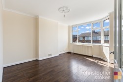 Arlington Crescent, Waltham Cross, Hertfordshire, EN8 7RN
