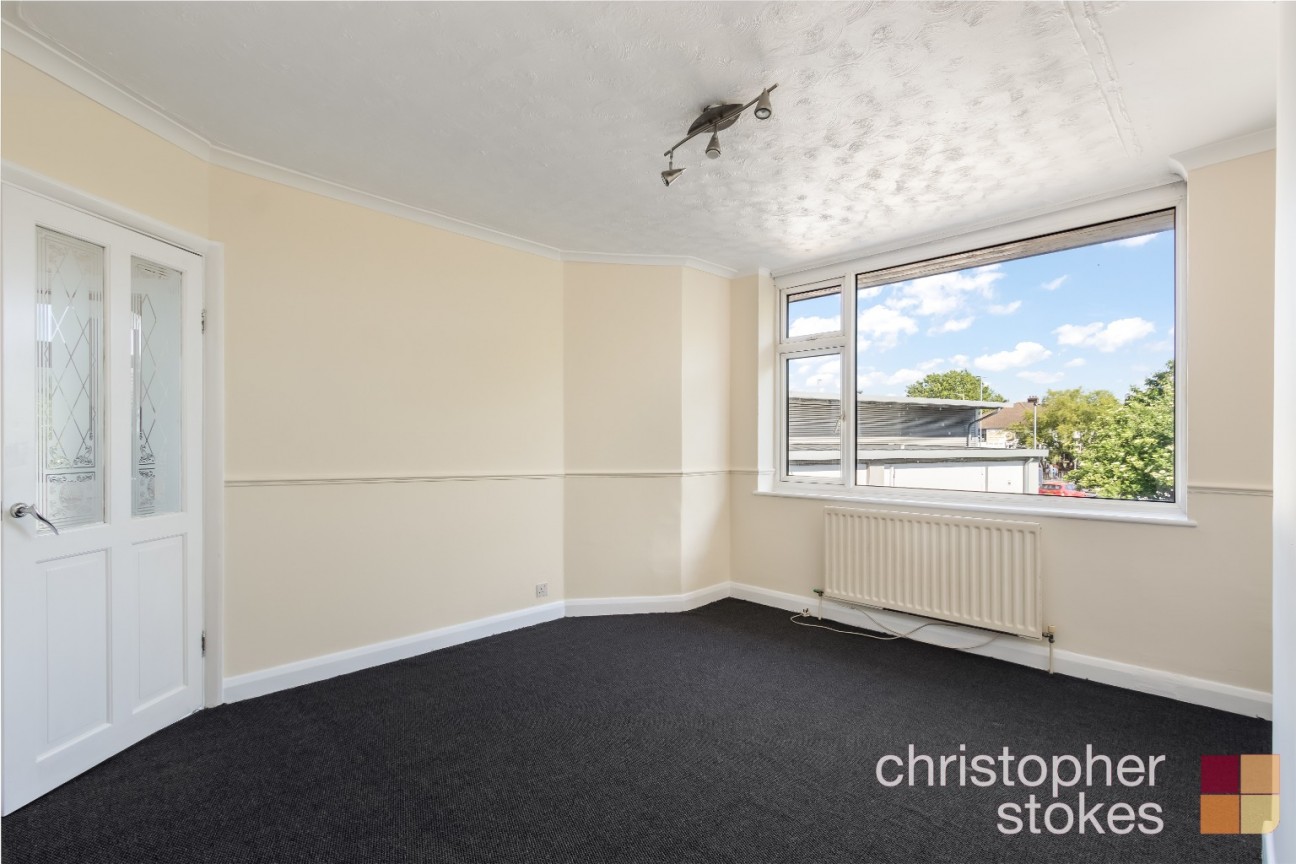 Arlington Crescent, Waltham Cross, Hertfordshire, EN8 7RN