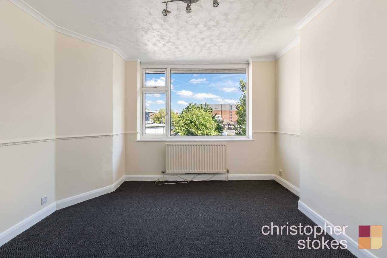 Arlington Crescent, Waltham Cross, Hertfordshire, EN8 7RN