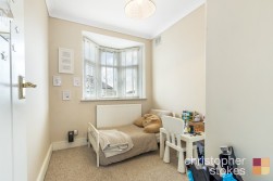 Bullsmoor Way, Waltham Cross, Greater London, EN8 8HN