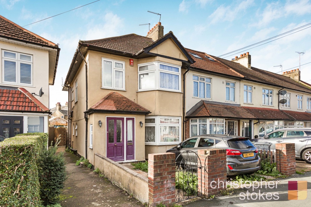 Clarendon Road, Cheshunt, Hertfordshire, EN8 9DJ