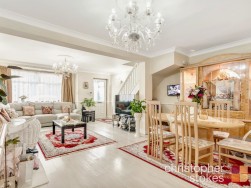 Oatlands Road, Enfield, Greater London, EN3 5LP